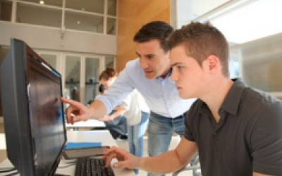 Conectados para aprender: nuevas tendencias en desarrollo profesional docente