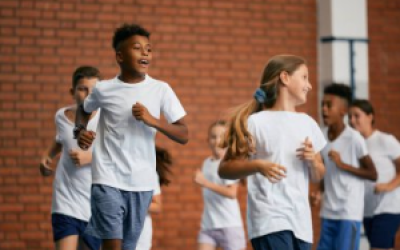 Construire une relation privilégiée entre les apprentissages et l’activité physique