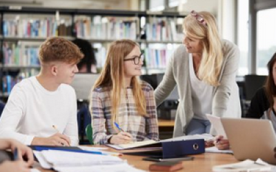 L’enseignant, l’élève : deux regards complémentaires pour comprendre les représentations de la justice en classe au coeur de la différenciation