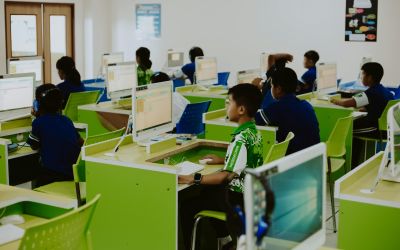 Uso de aplicaciones móviles en contextos educativos de infantil y primaria